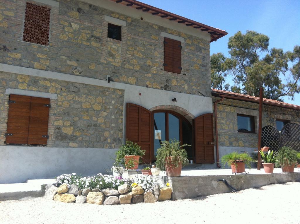 Locanda Villa Naumanni Таркиния Екстериор снимка