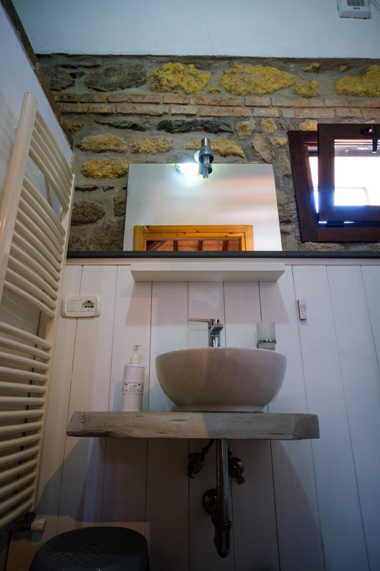 Locanda Villa Naumanni Таркиния Екстериор снимка